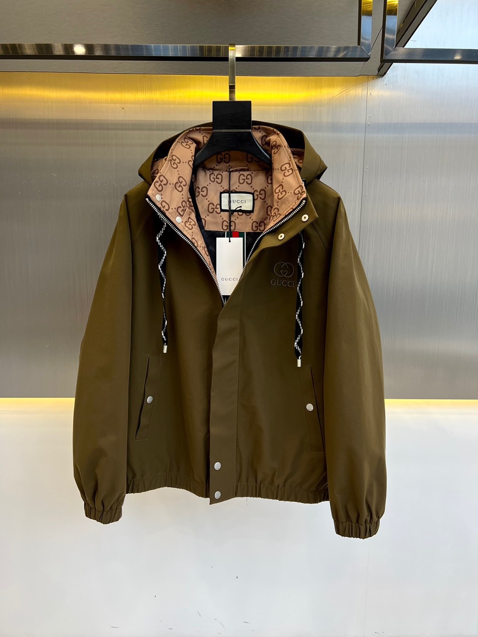 グッチ ジャケット コピー メンズ ブルゾン 定番 カジュアル フード付き-1