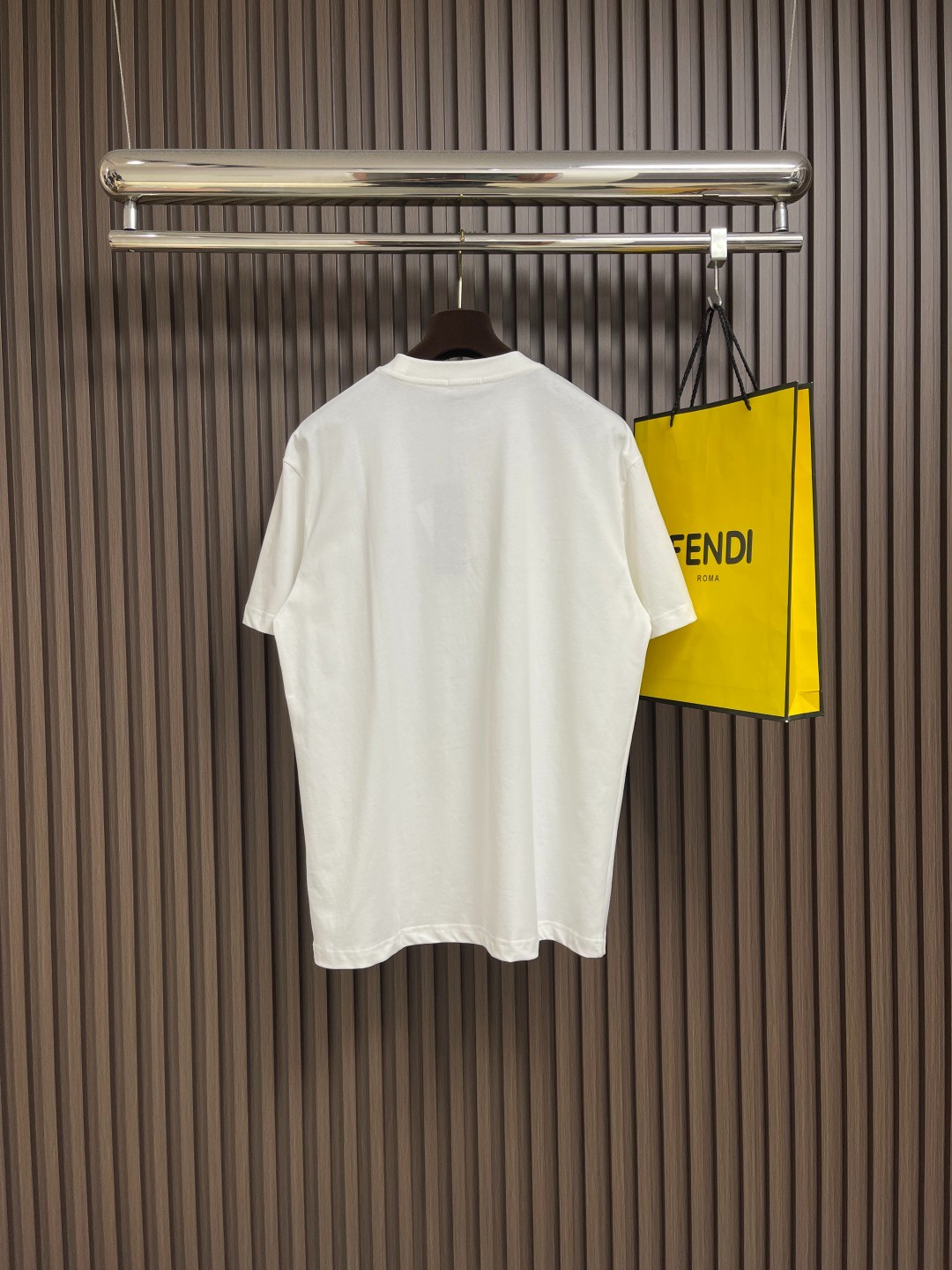 シンプル ロゴ入り クルーネック 半袖Tシャツ クリスチャン・ディオール Tシャツ 偽物-0