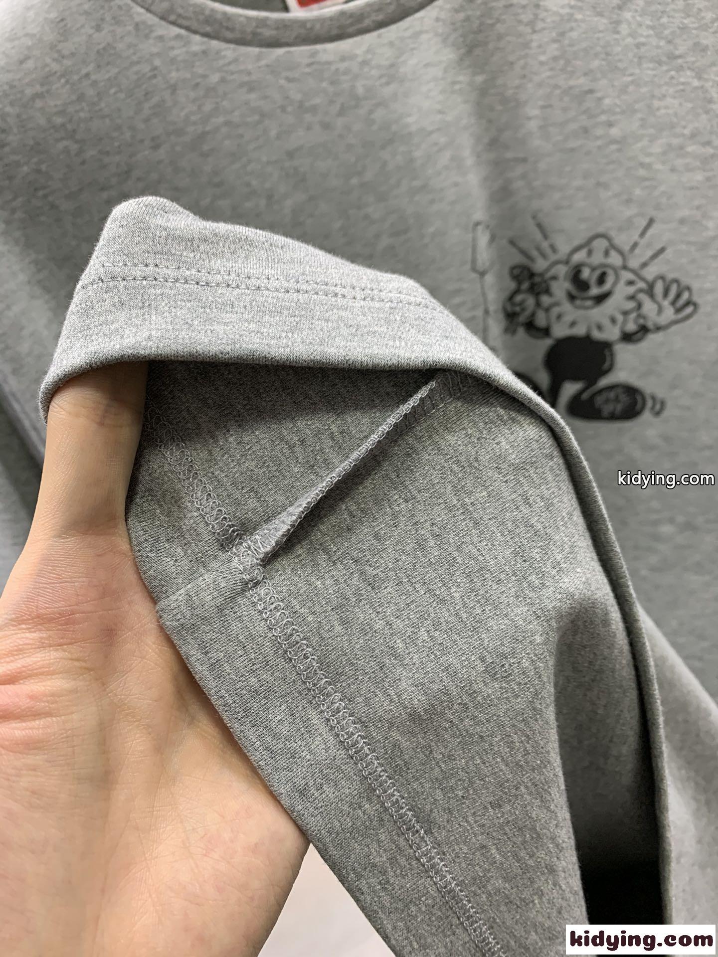 遊び心いっぱい BOKE BOY プリント クルーネック ケンゾー Tシャツ コピー グレー-4