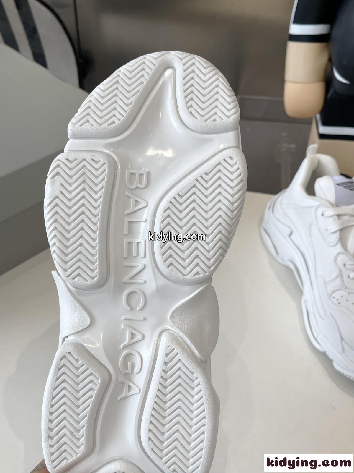 人気 TRIPLE S SPORTY スニーカー バレンシアガ スーパーコピー レディース メンズ-5