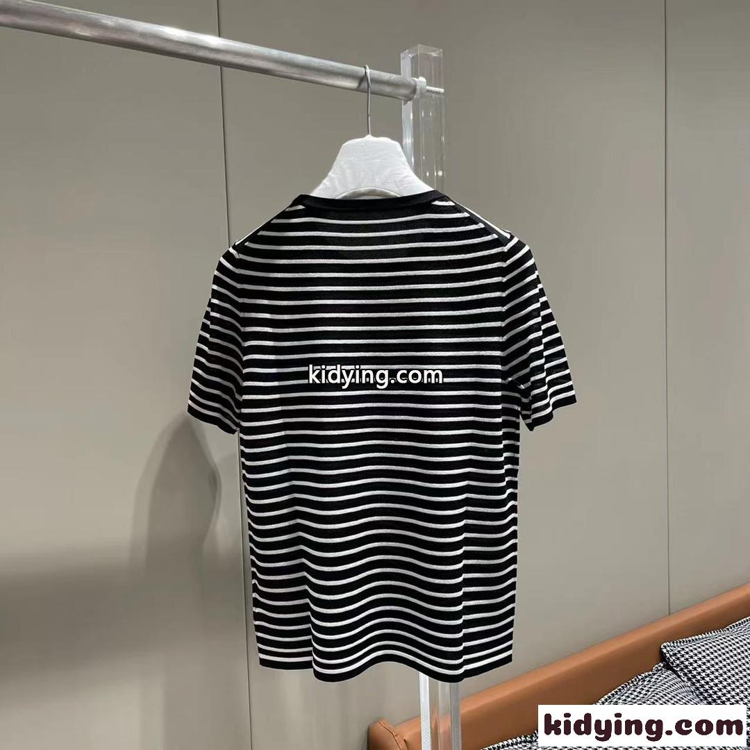柔らかい 快適 ボーダー柄 クルーネック 半袖 カットソー イヴ・サンローラン Tシャツ コピー カジュアル-1