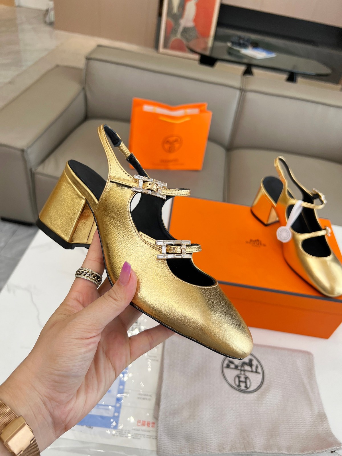 上品 お洒落 ジャッキー50パンプス エルメス パンプス コピー ゴールド-1
