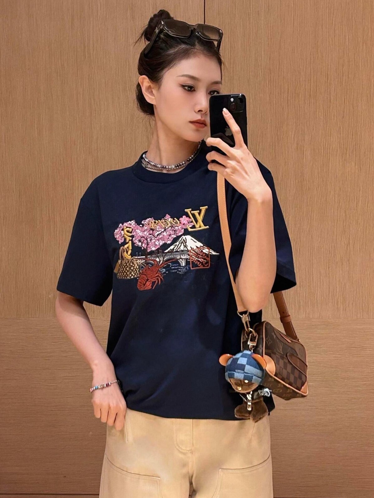 ユニセックス エンブロイダリーTシャツ ルイヴィトン Tシャツ コピー コットン-4