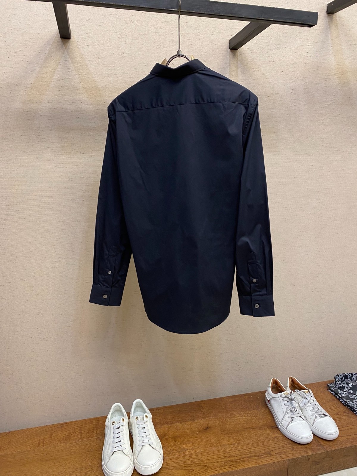 エレガント カジュアル 刺繍入り フェンディ シャツ コピー コットン ブラック-1