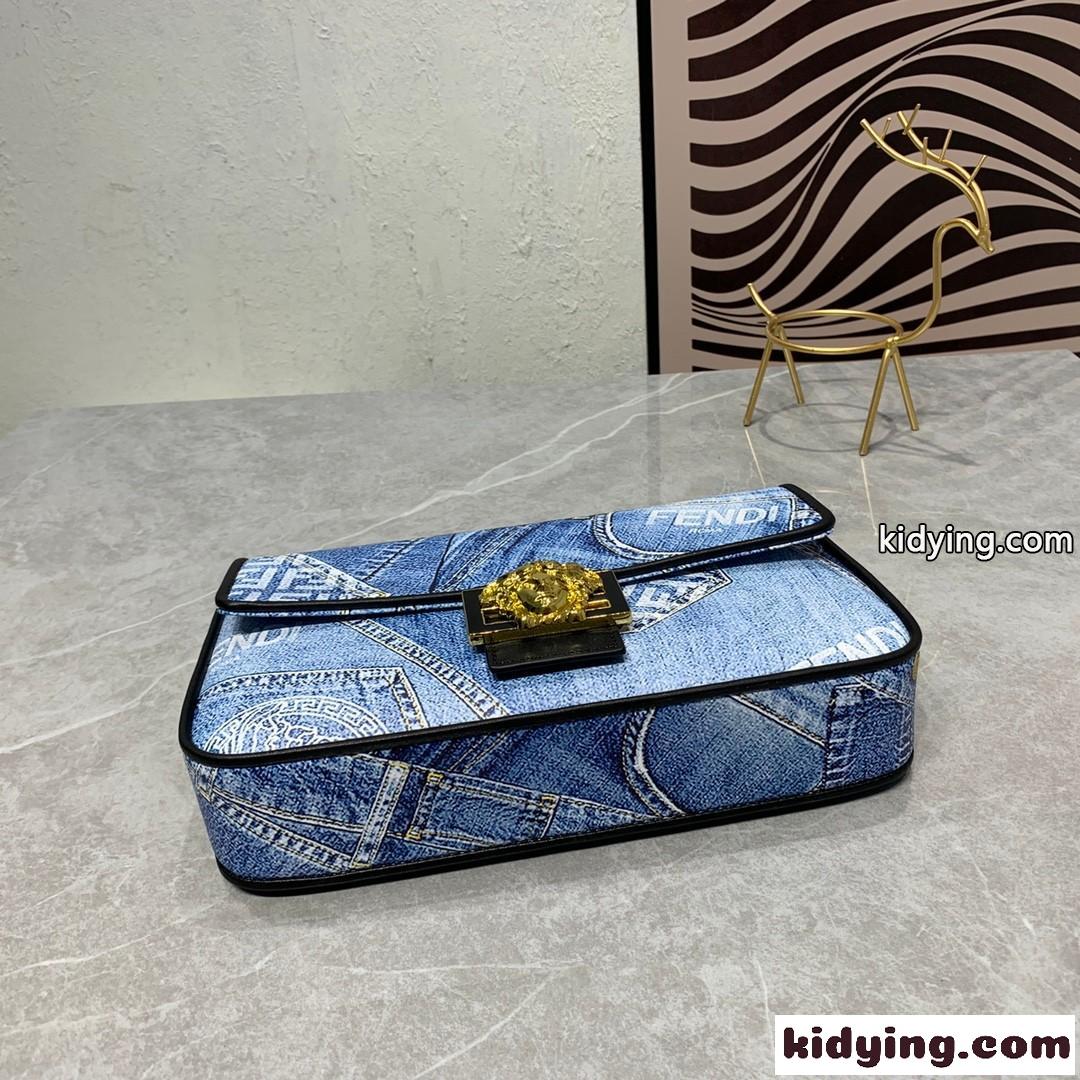 Versace x Fendi フェンダーチェ バゲット ショルダーバッグ デニム フェンディ バッグ 人気 コピー-2