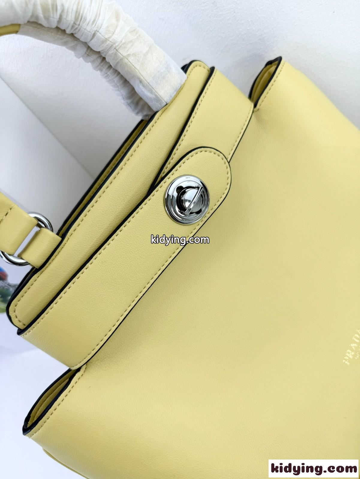 新作♪PRADA エチュード ミディアム レザーバッグ プラダ バッグ コピー イエロー-0