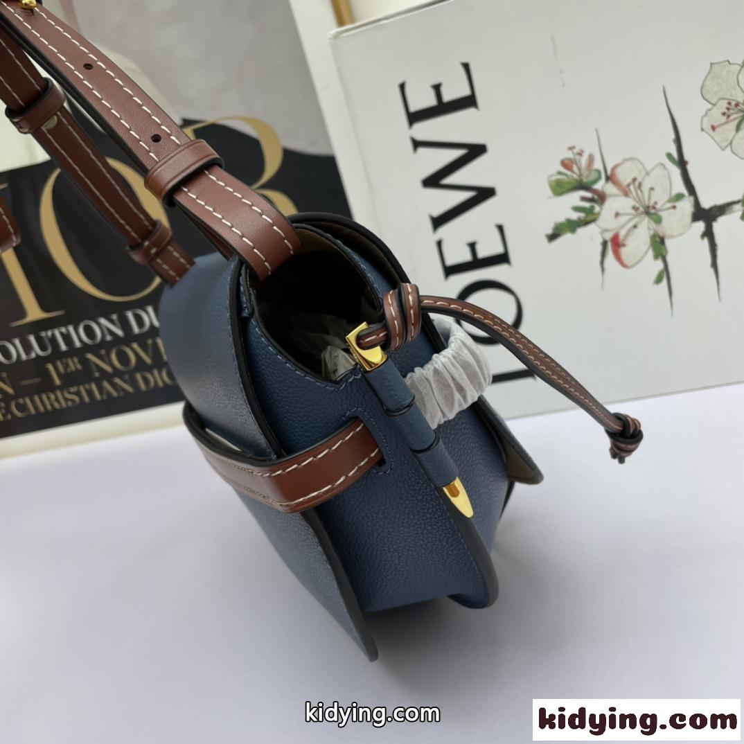 可愛い おしゃれ ショルダーバッグ 斜め掛け ロエベ バッグ 人気 コピー レディース レザー ブルー コンパクト-1