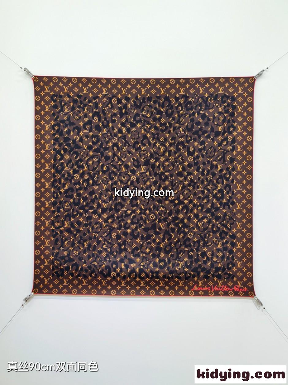ルイ・ヴィトン スカーフ コピー スタイリッシュ カレ90・LV サファリ-0