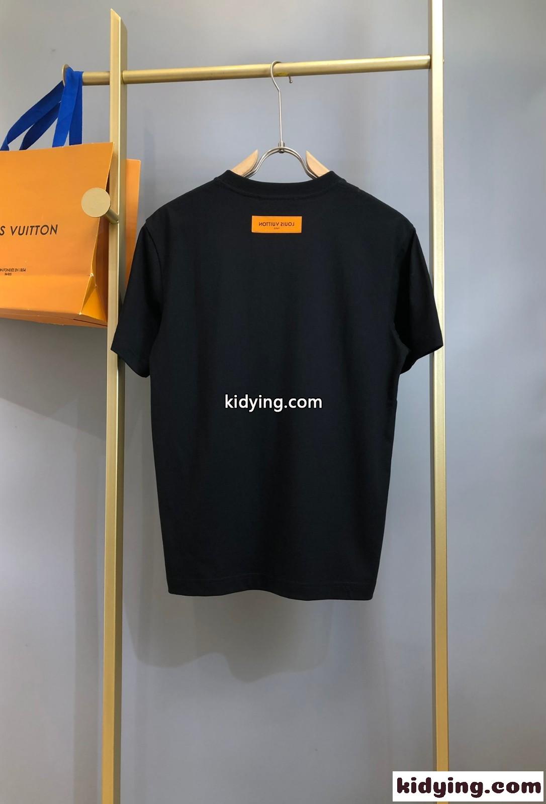モノグラムコミックスインターシャショートスリーブクルーネック ルイ・ヴィトン Tシャツ コピー メンズ-1