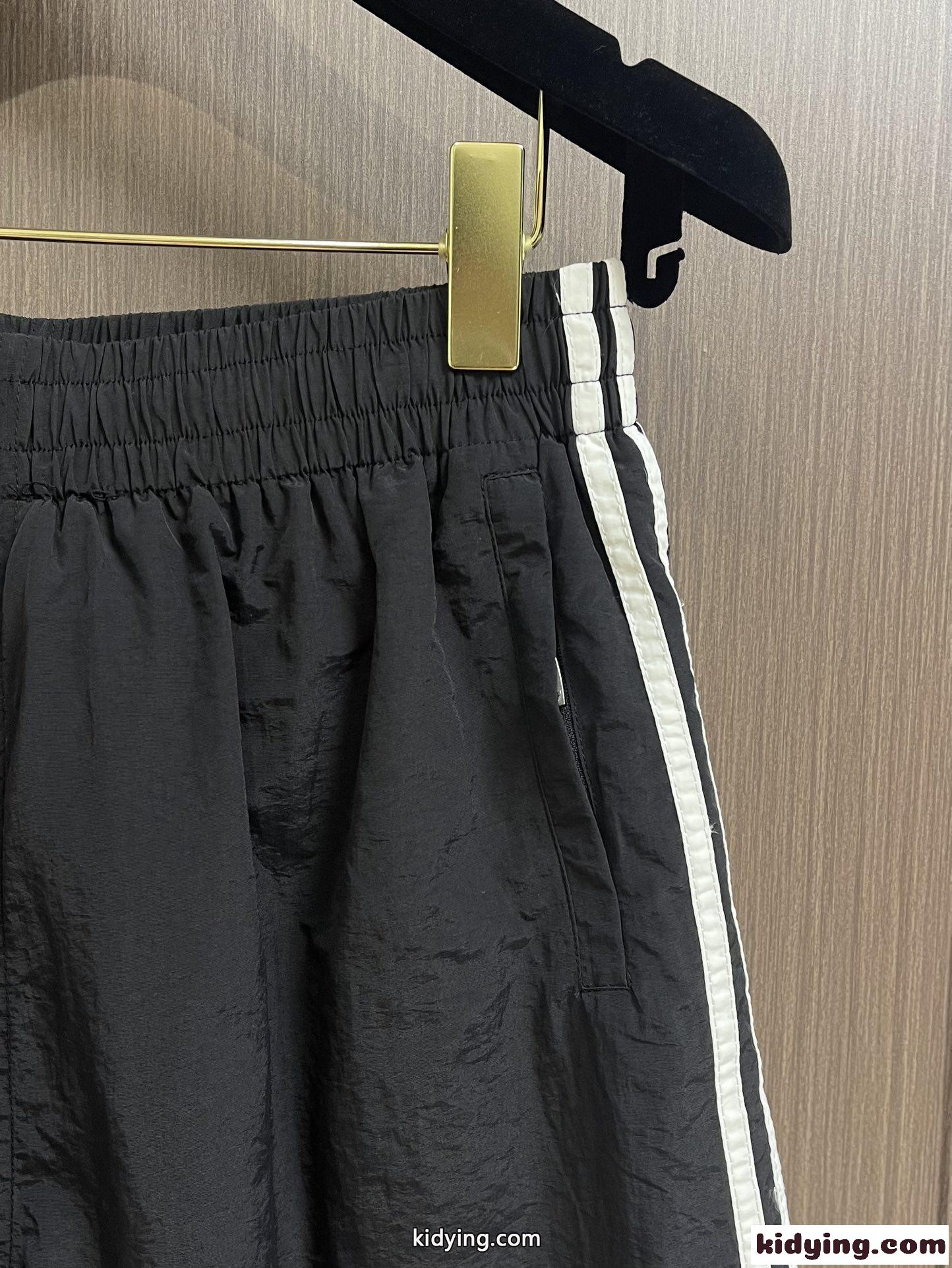 BALENCIAGA×adidasコラボ メンズ ショーツ バレンシアガ パンツ コピー ショートパンツ-2
