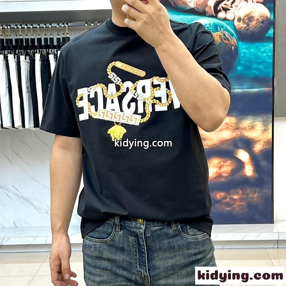 シンプル ロゴ入り 半袖Tシャツ ヴェルサーチェ Tシャツ 偽物 ブラック-2