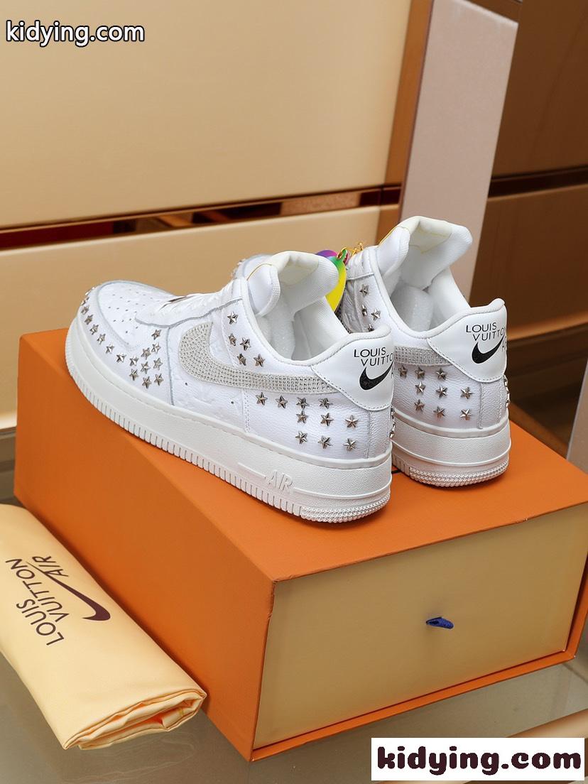 Louis Vuitton x OFF-WHITE x Nike 目立つ ローカット 人気 オフホワイト スニーカー コピー カジュアル-0