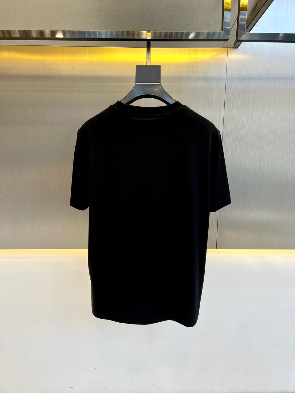 人気 メドゥーサ クルーネック半袖Tシャツ ヴェルサーチェ Tシャツ 偽物 ブラック-4