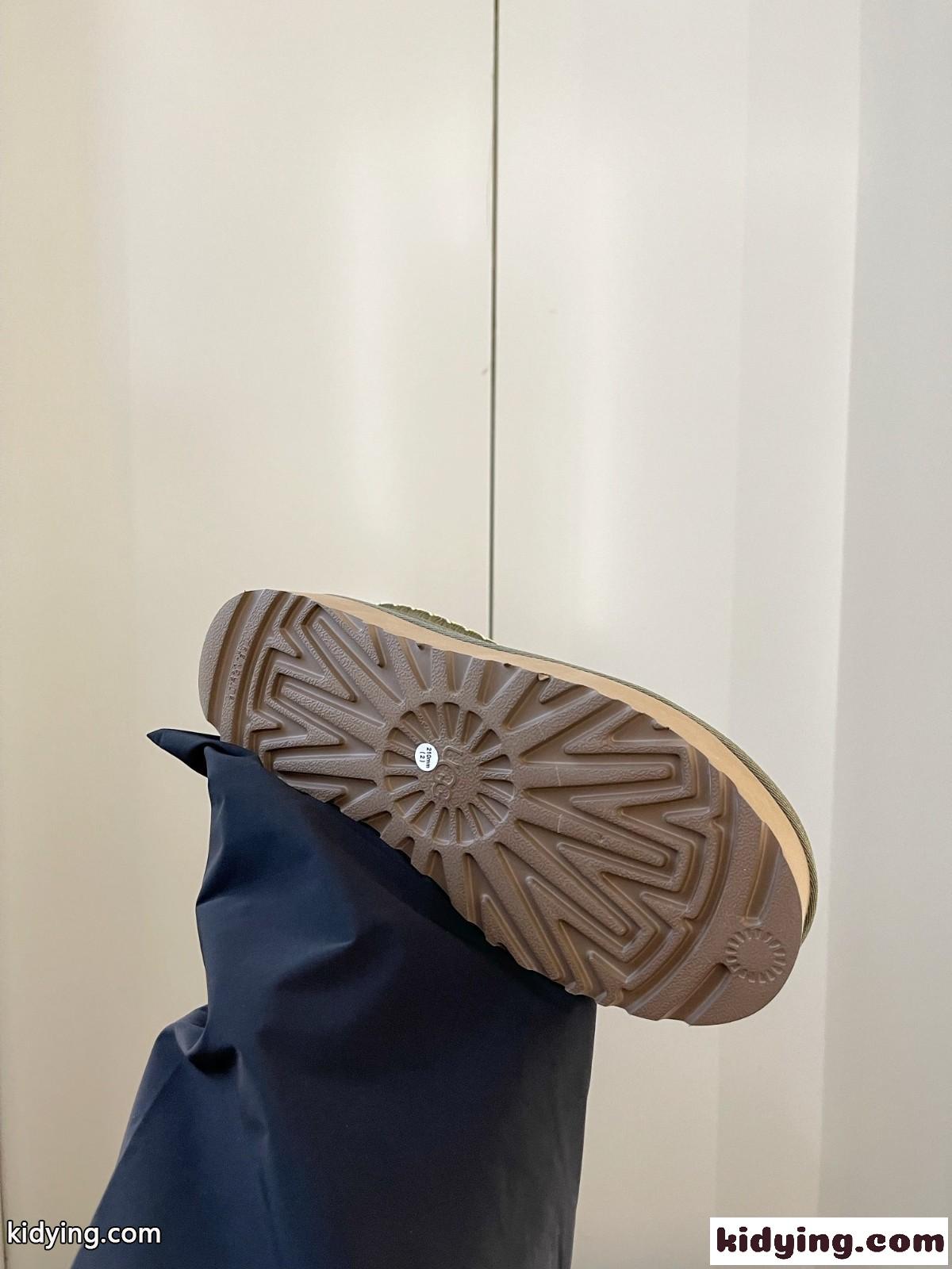 UGG スエード ムートン スリッポン 定番 人気 アグ サンダル スーパーコピー グリーン-4