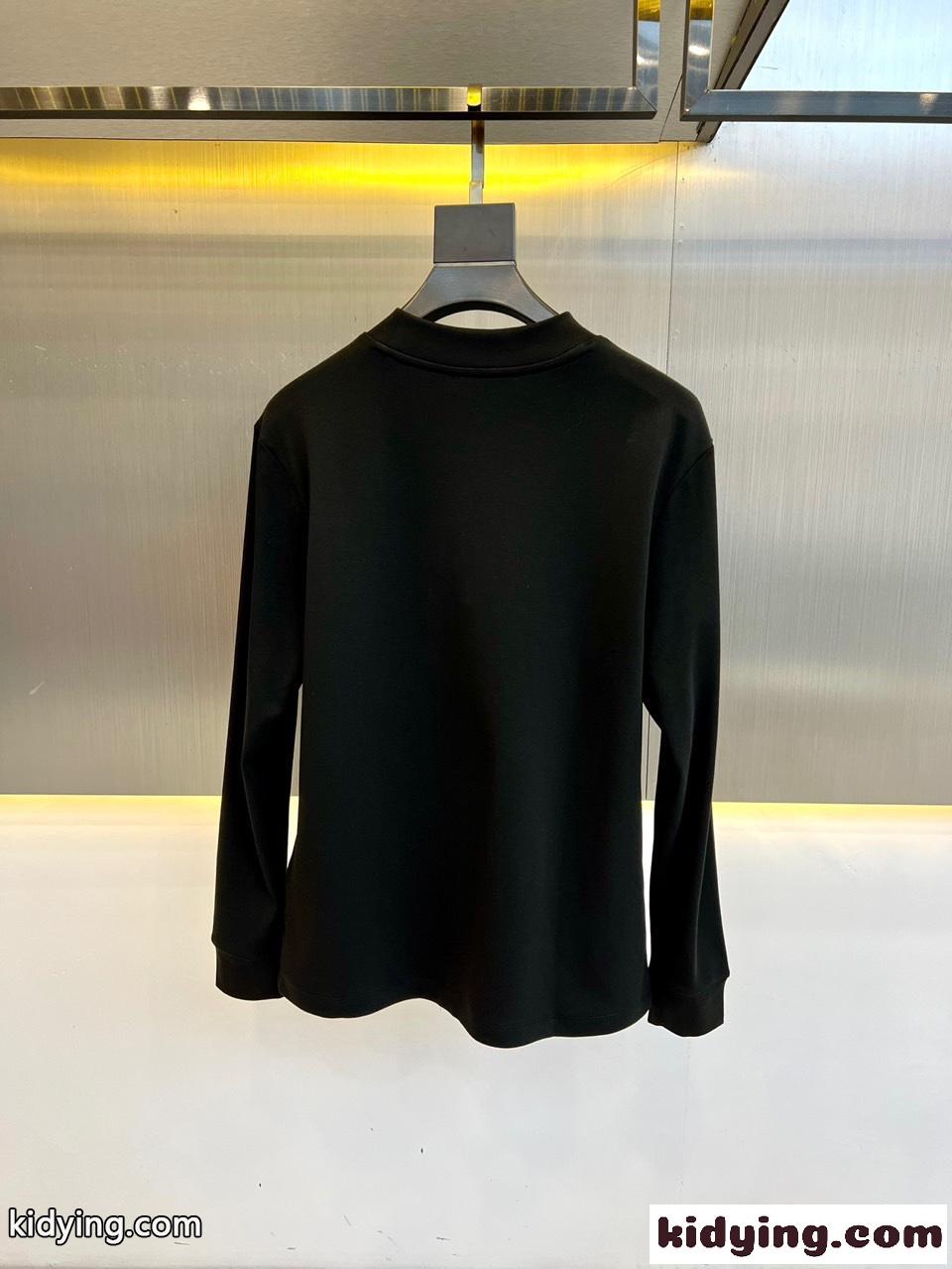 ベーシック 上品 合わせやすい 長袖Tシャツ プラダ Tシャツ 偽物 ブラック-4