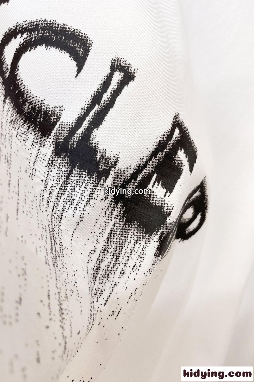 3色あり モンクレール 半袖Tシャツ コピー 定番 合わせやすい ロゴ クルーネック-3