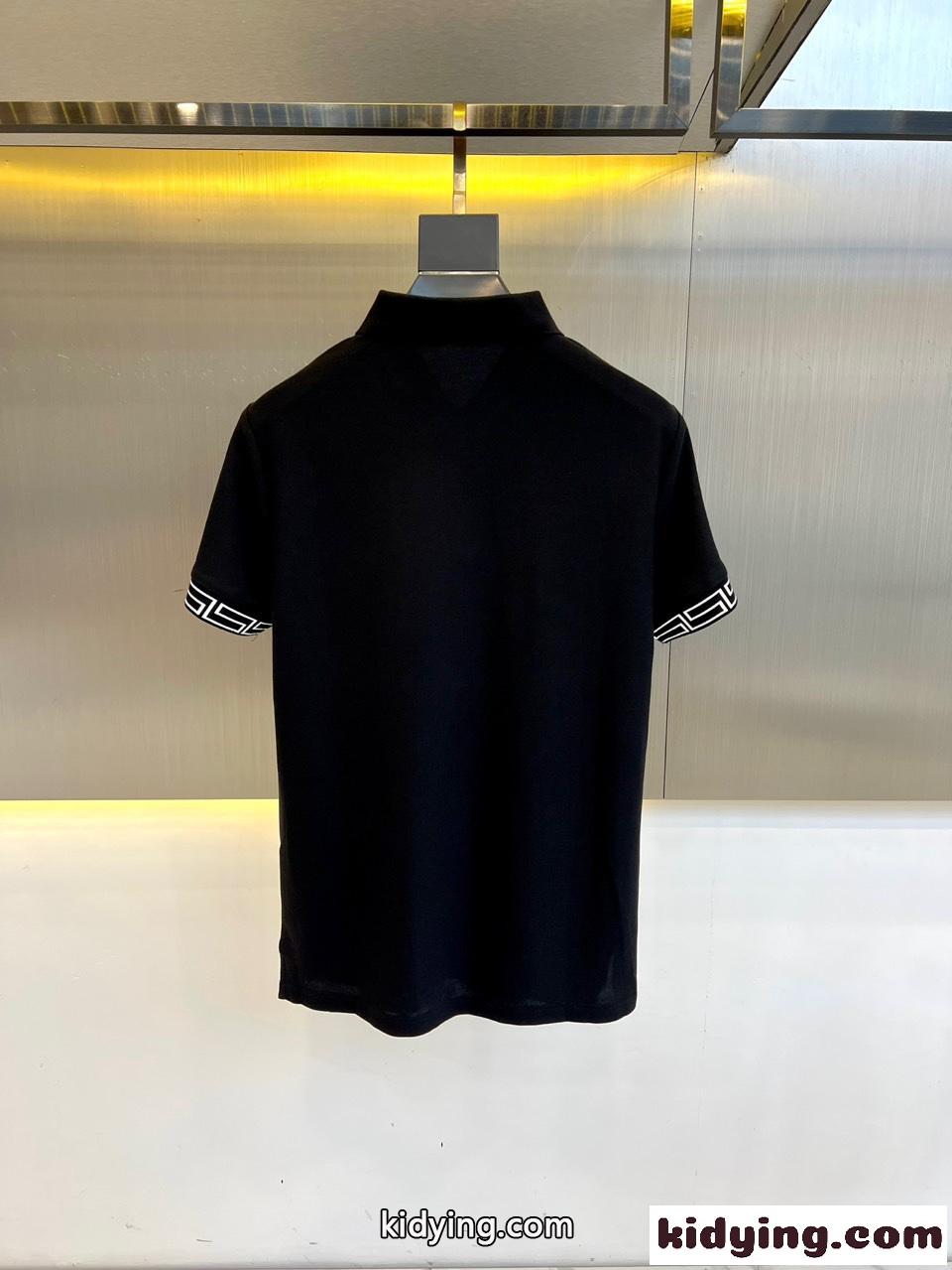定番 コットンピケ 半袖 ポロシャツ ヴェルサーチェ Tシャツ 偽物 ブラック-0