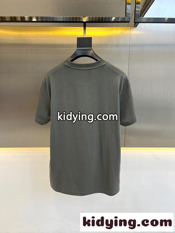 ベーシック 人気 ロゴ クルーネック プラダ Tシャツ コピー 半袖Tシャツ グレー-4