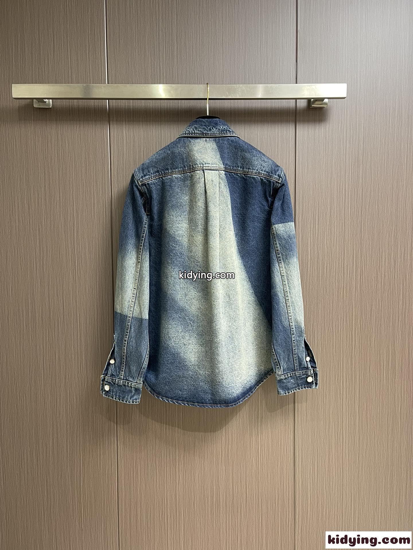 サンフェードエフェクトデニム ロングスリーブシャツ ルイ・ヴィトン シャツ コピー-1