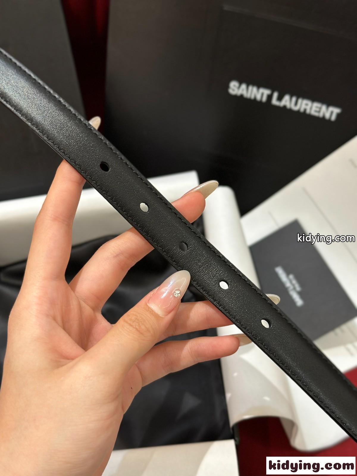 洗練された 合わせやすい YSL レザーベルト イヴ・サンローラン ベルト コピー-5