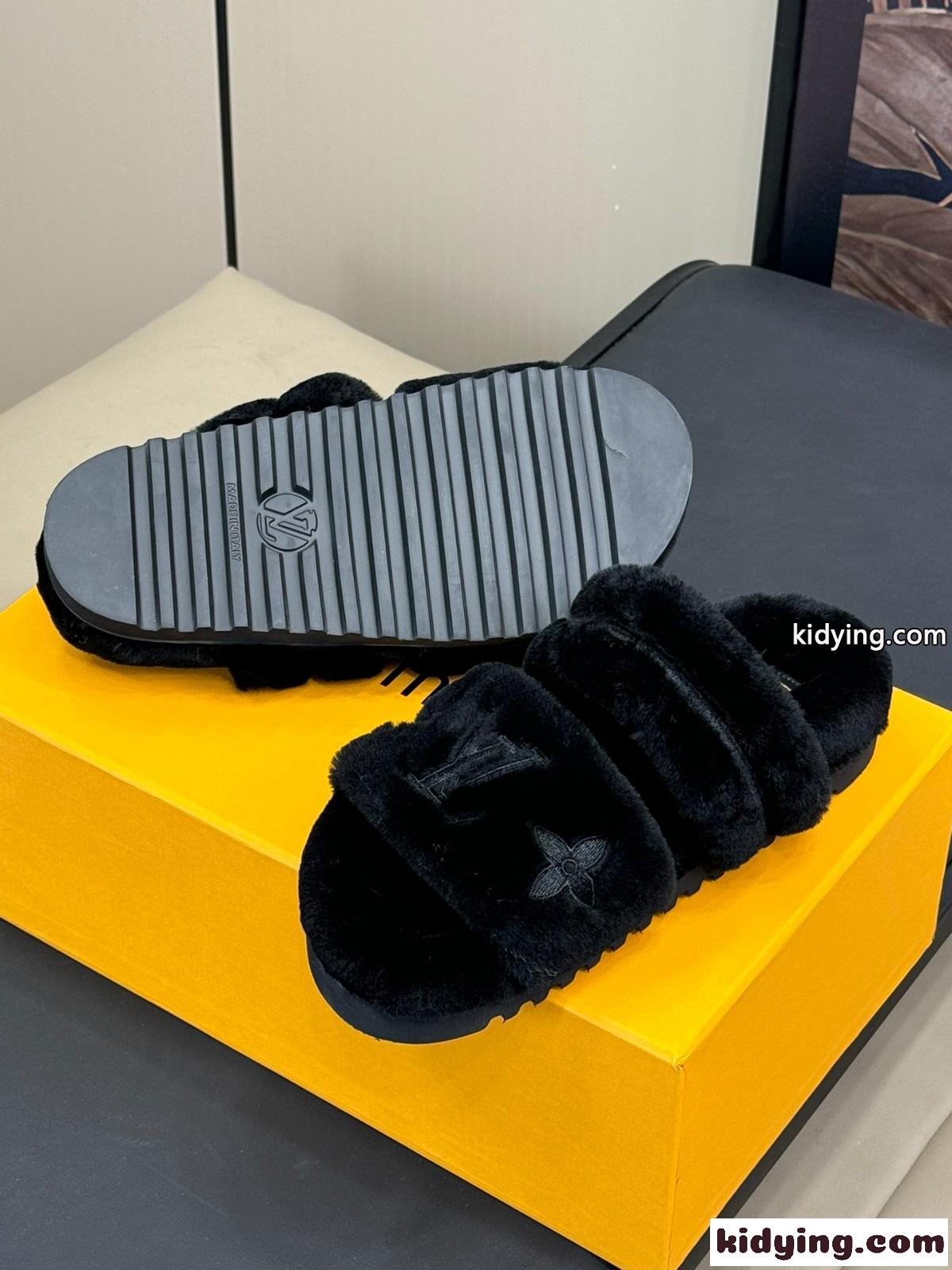 今季大人気 もこもこ LV サンセット・ライン ミュール ルイヴィトン シューズ コピー ブラック-4
