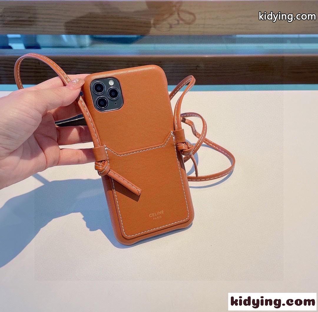 セリーヌ アイフォンケース コピー スマホケース カード入れ ショルダー付き 斜め掛け おしゃれ-1
