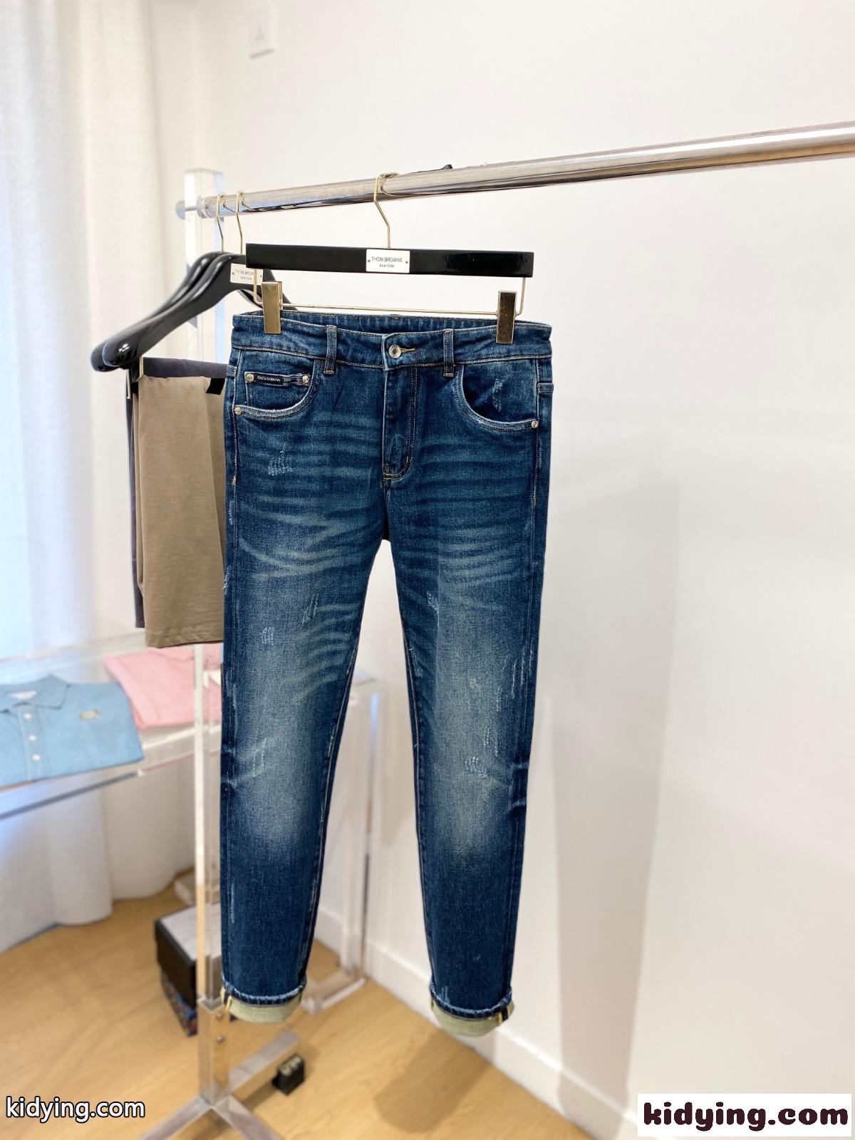 合わせやすい メンズ ドルチェ&ガッバーナ ジーンズ 偽物 ストレッチ デニムパンツ-0