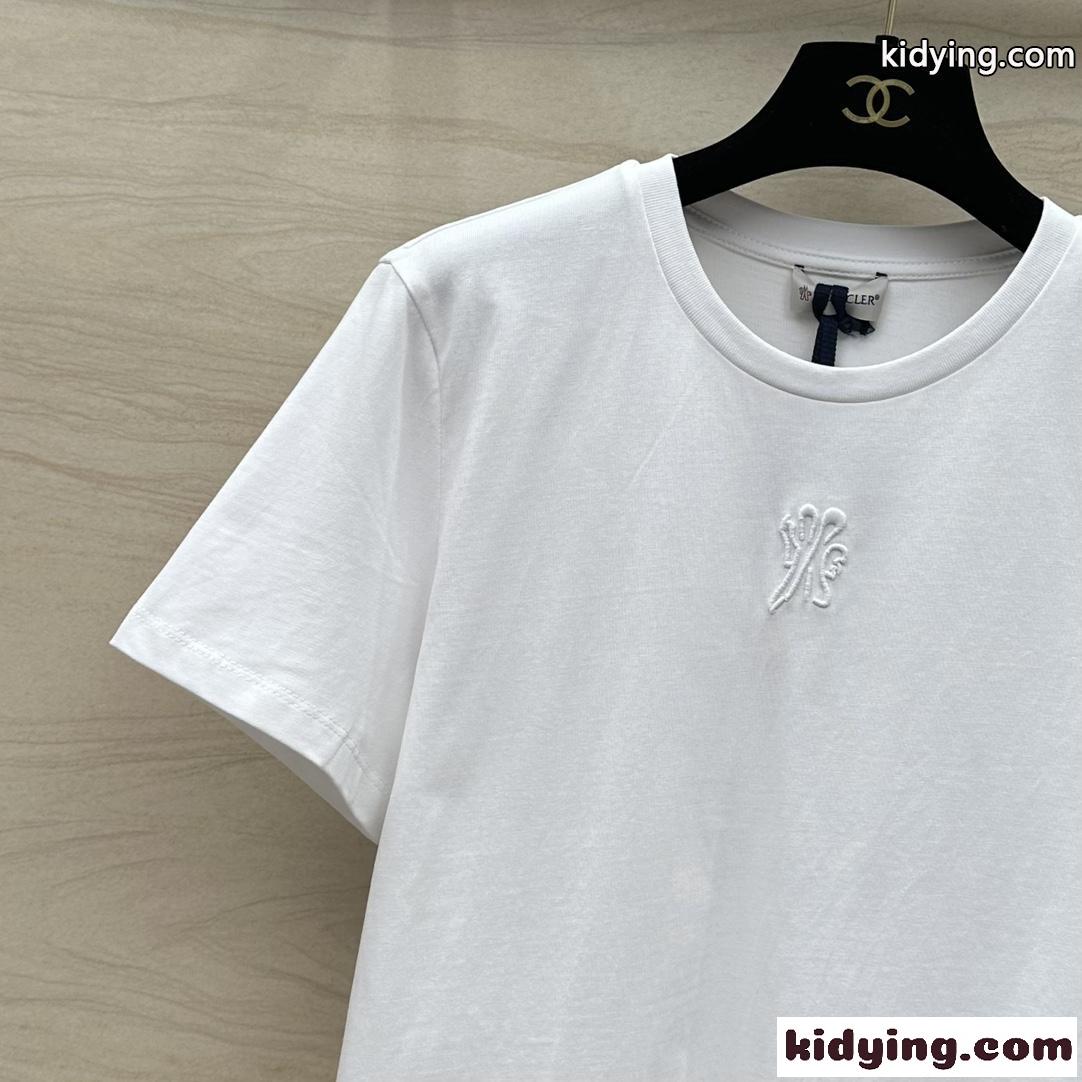 シンプル クルーネック 合わせやすい モンクレール 半袖Tシャツ コピー ホワイト-2