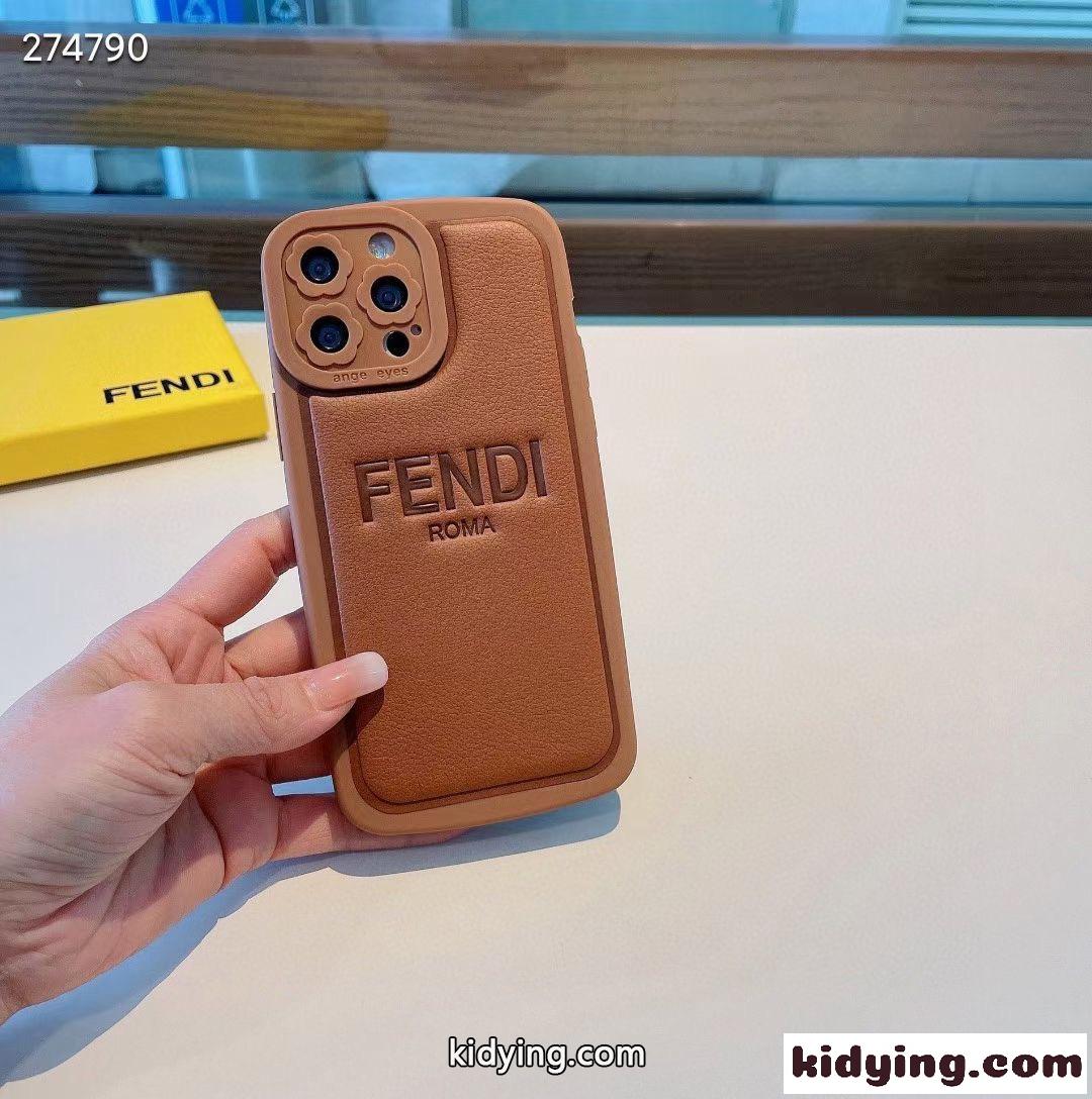 シンプル スマホケース フェンディ アイフォンケース コピー ブラウンおしゃれ レンズ保護 ケース-1