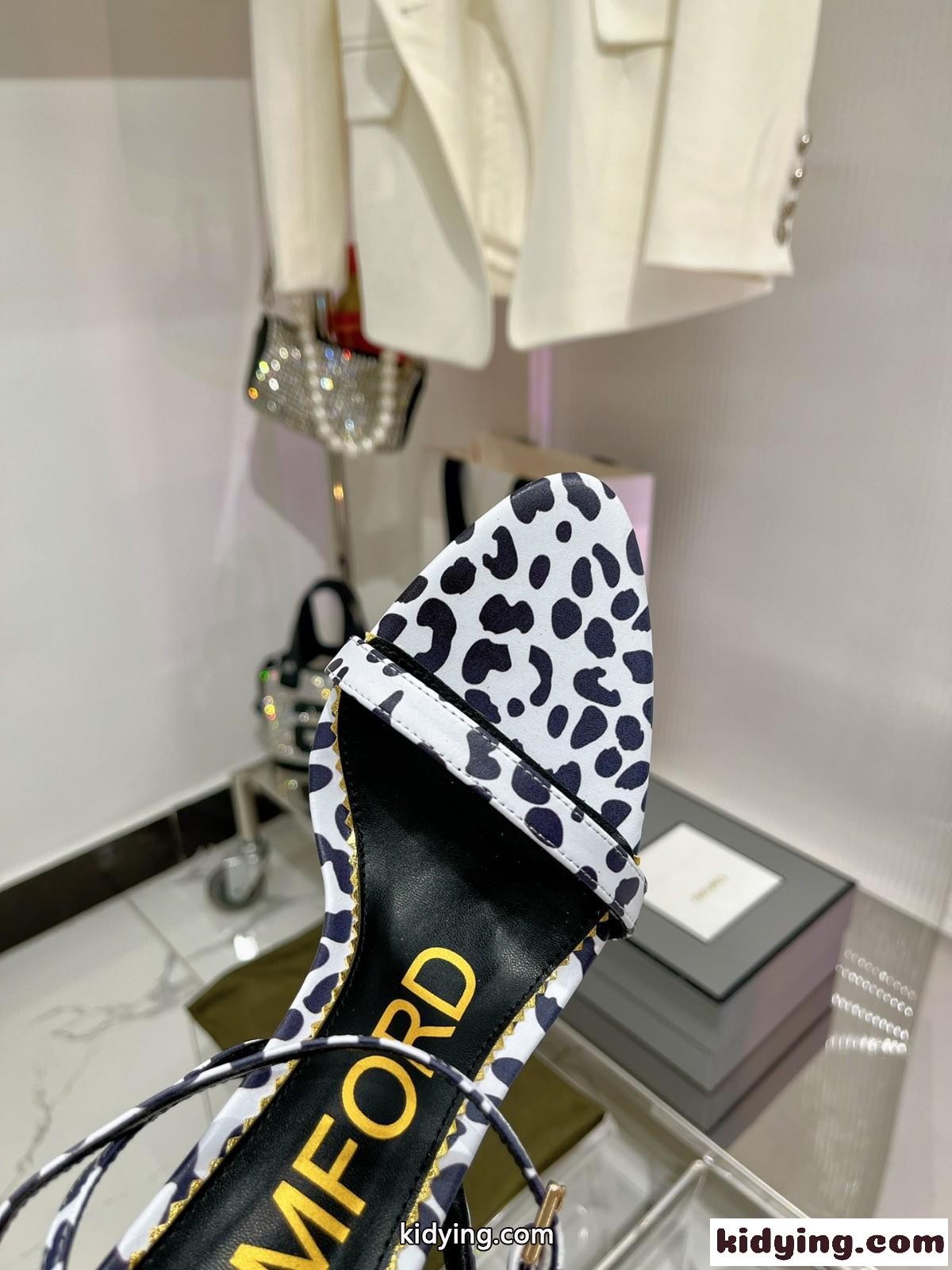 レディース セクシー ヒョウ柄プリント トムフォード サンダル コピー 11cm ピンヒールサンダル-3