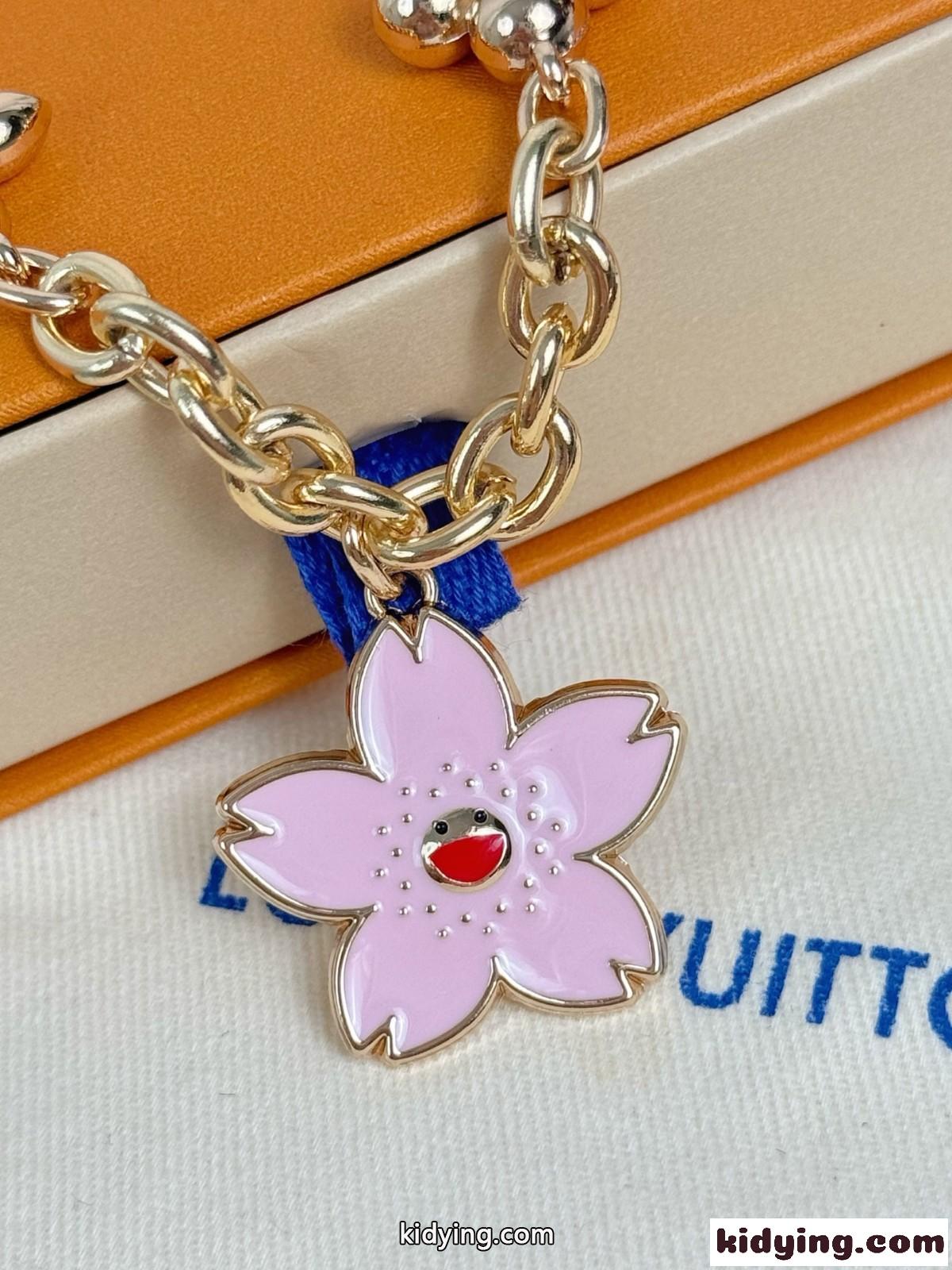 LV × TM バッグチャーム チェーン・チェリーブロッサム ルイ・ヴィトン スーパーコピー M02540-2