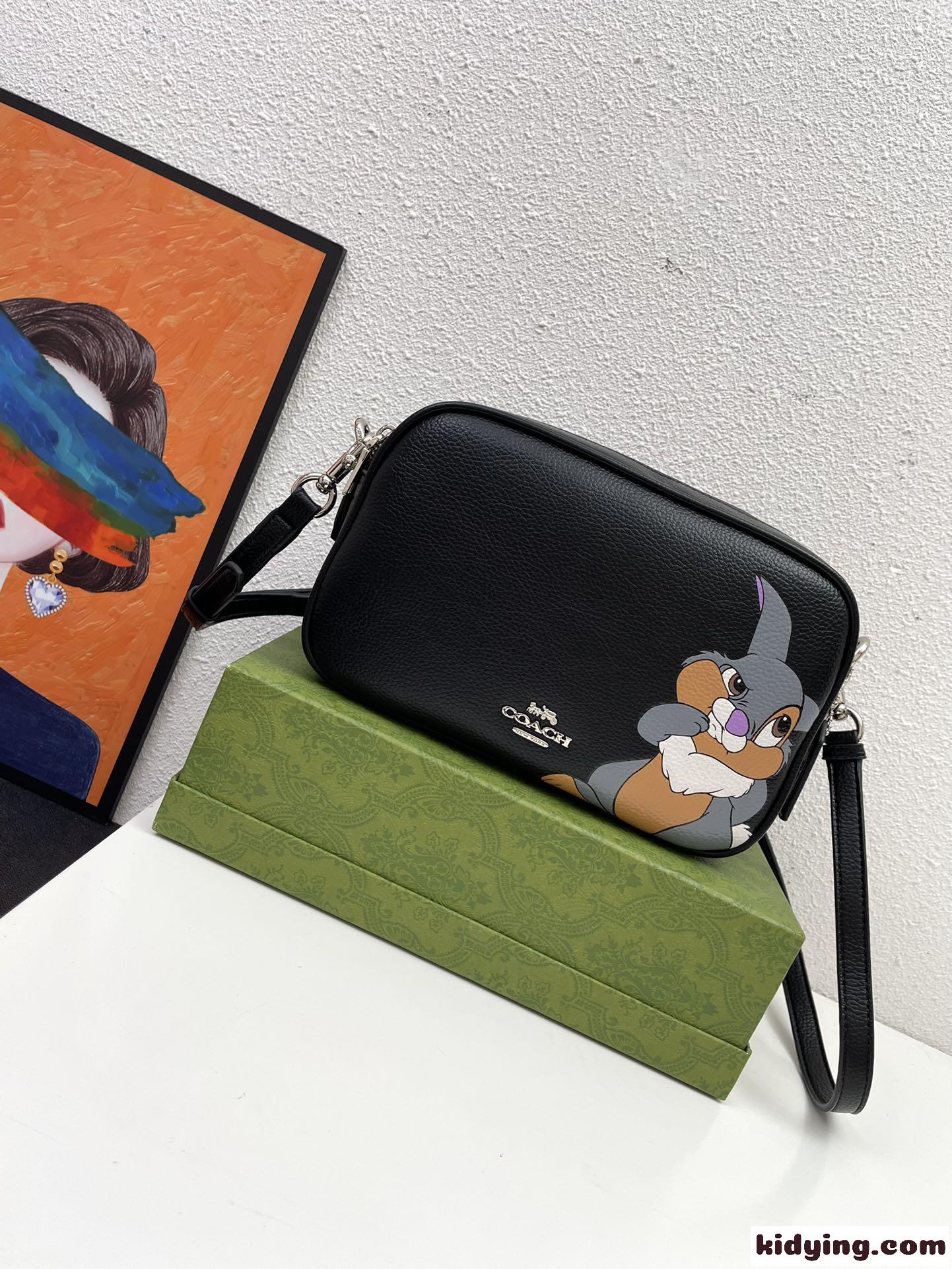 コーチ バッグ コピー レディース ショルダーバッグ 可愛い ダブルジッパー カメラバッグ-1