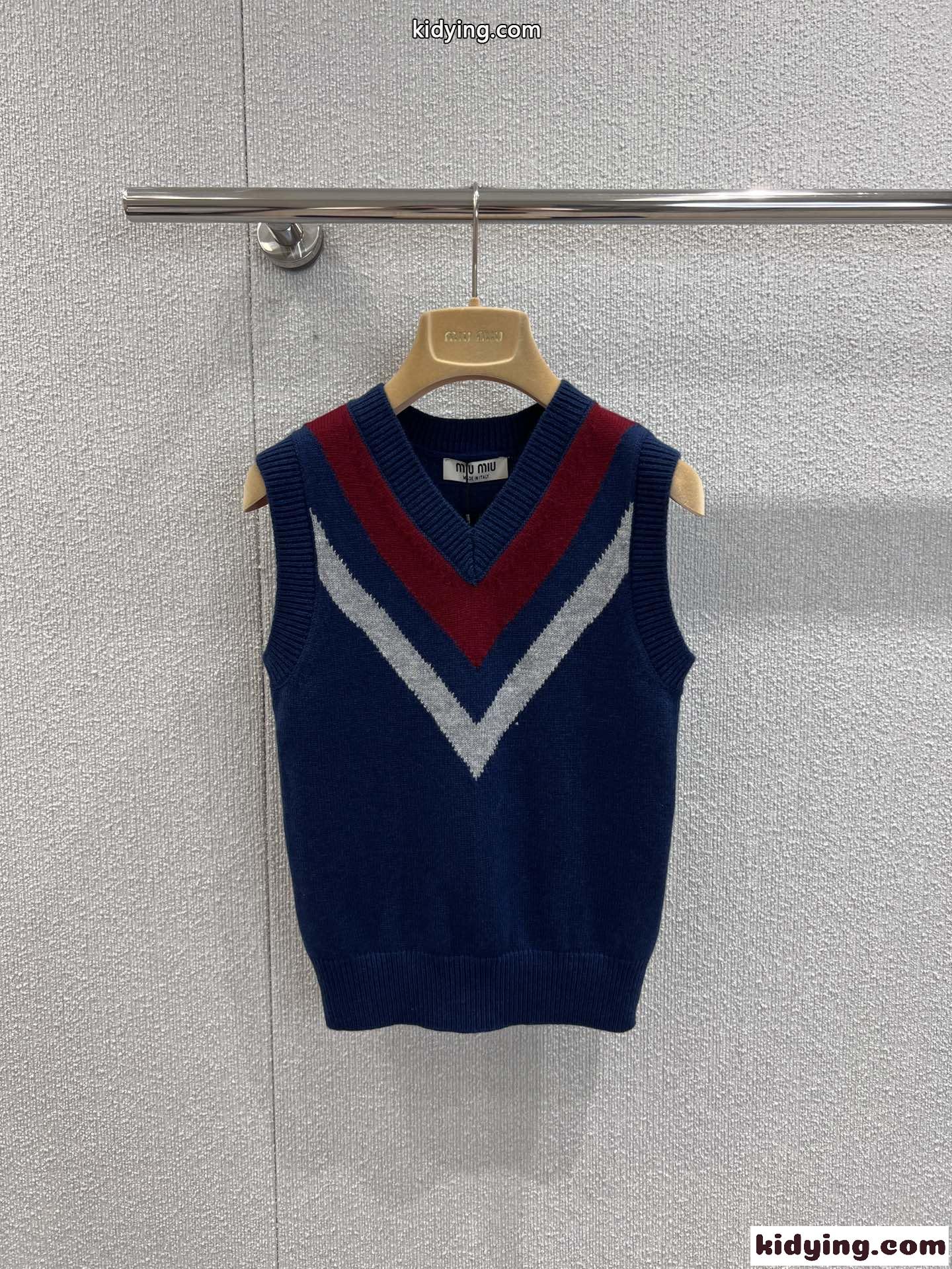 ウール&カシミヤ ニットベスト ミュウミュウ ニット コピー Vネック-2