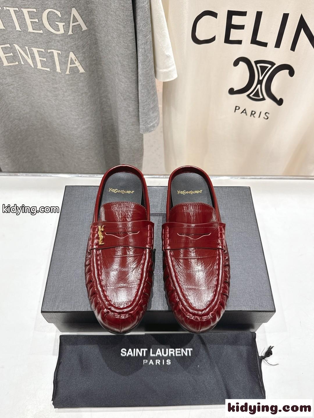 クロコダイル型押しYSL ル ローファー イヴ・サンローラン レディースシューズ スーパーコピー レッド-1