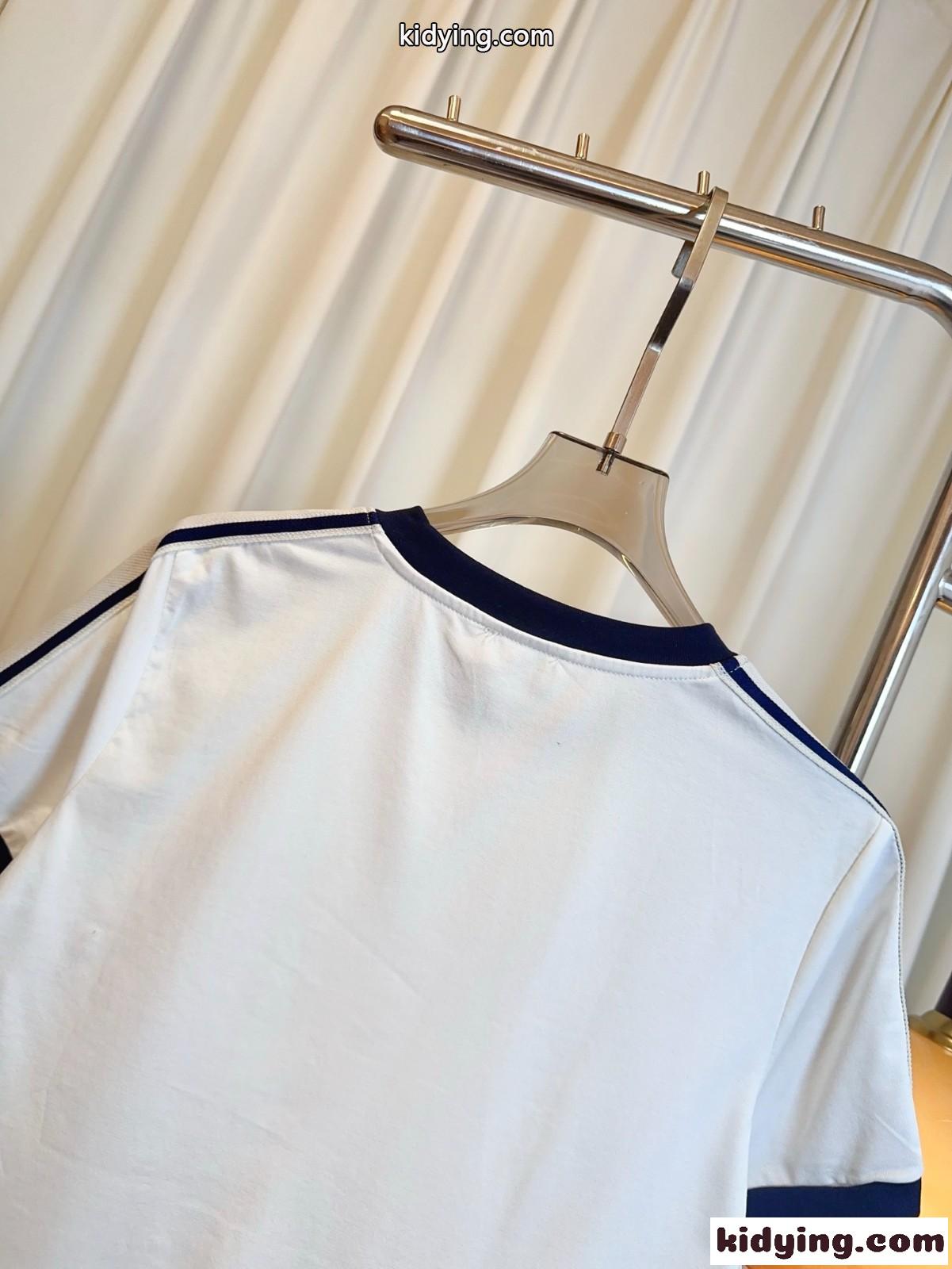 カジュアル セリーヌ Tシャツ コピー クルーネック コットン 半袖Tシャツ ホワイト-4