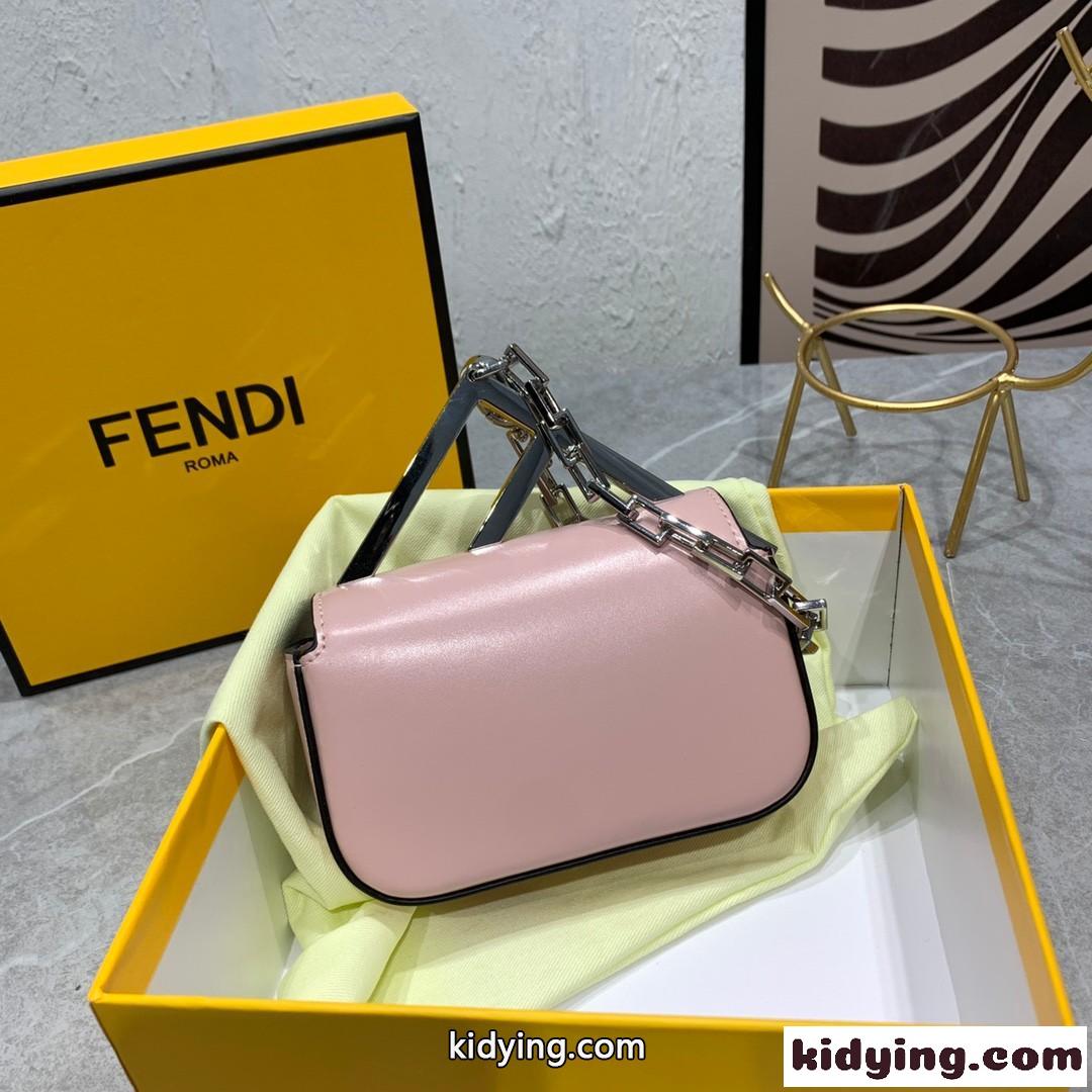 新作 ナノ バッグF フェンディ バッグ 人気 コピー レディース ミニバッグ ピンク-0