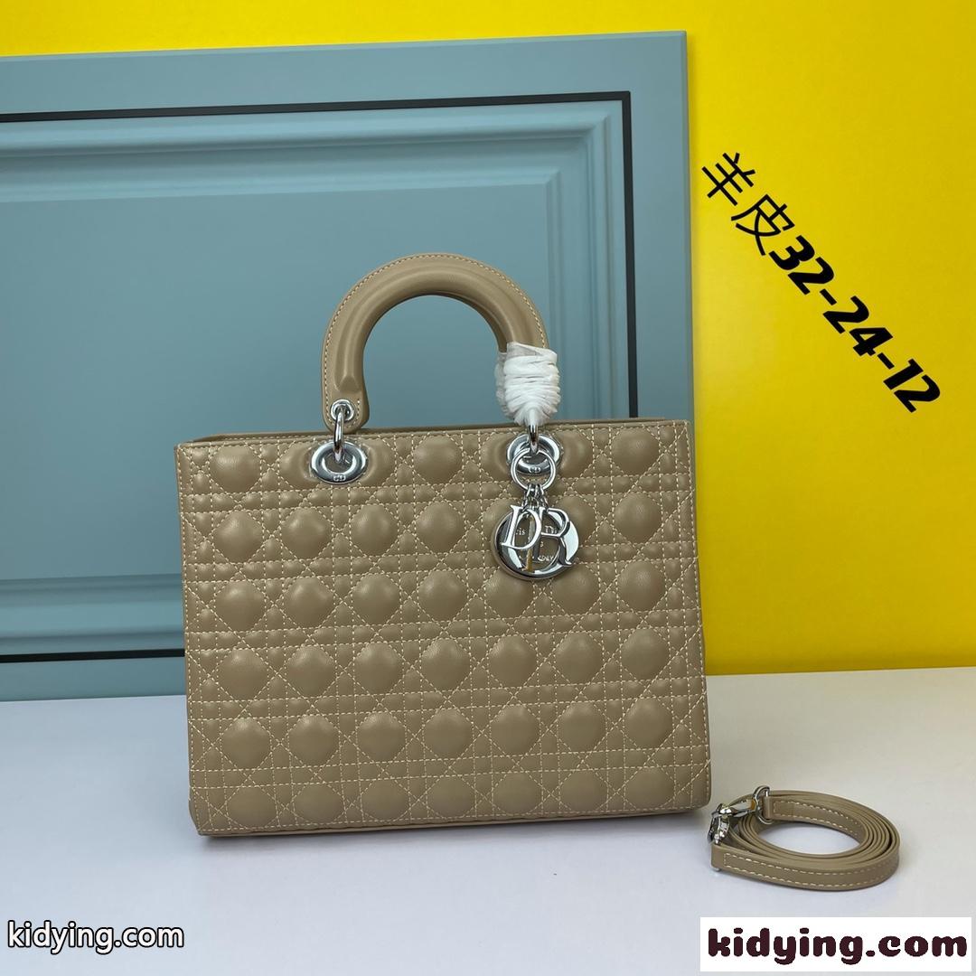 クリスチャン・ディオール スーパーコピー ラムスキン LADY DIOR ラージバッグ-1
