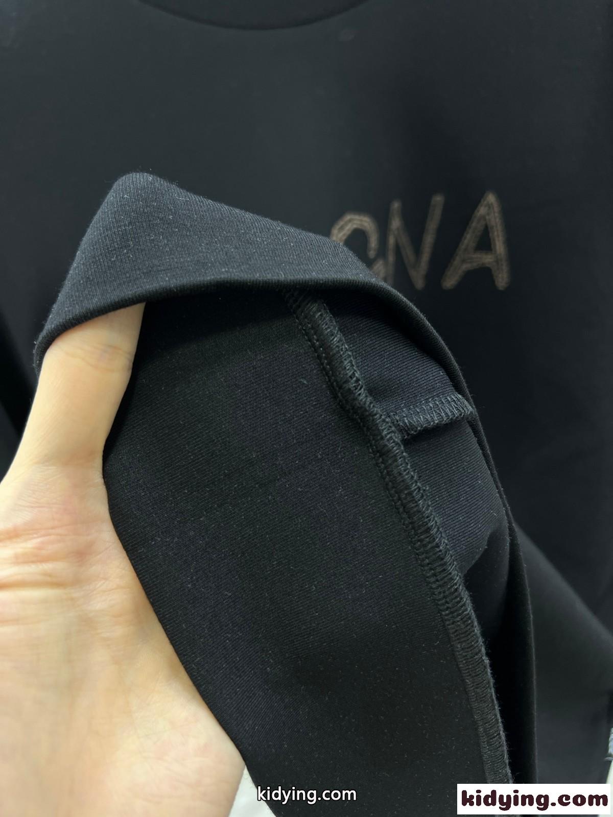 エルメネジルド・ゼニア Tシャツ コピー ベーシック ロゴ クルーネック スウェットシャツ ブラック-4