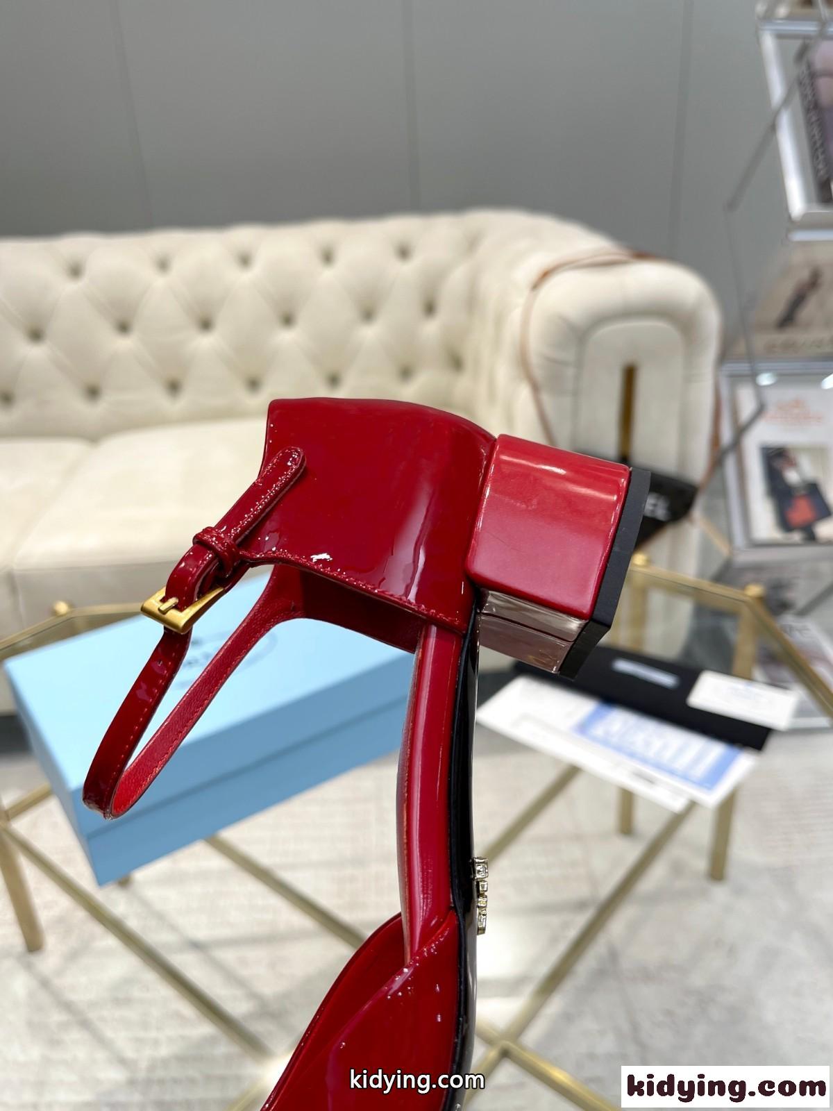 エレガント 女性らしい プラダ パンプス コピー レディースシューズ レッド-1