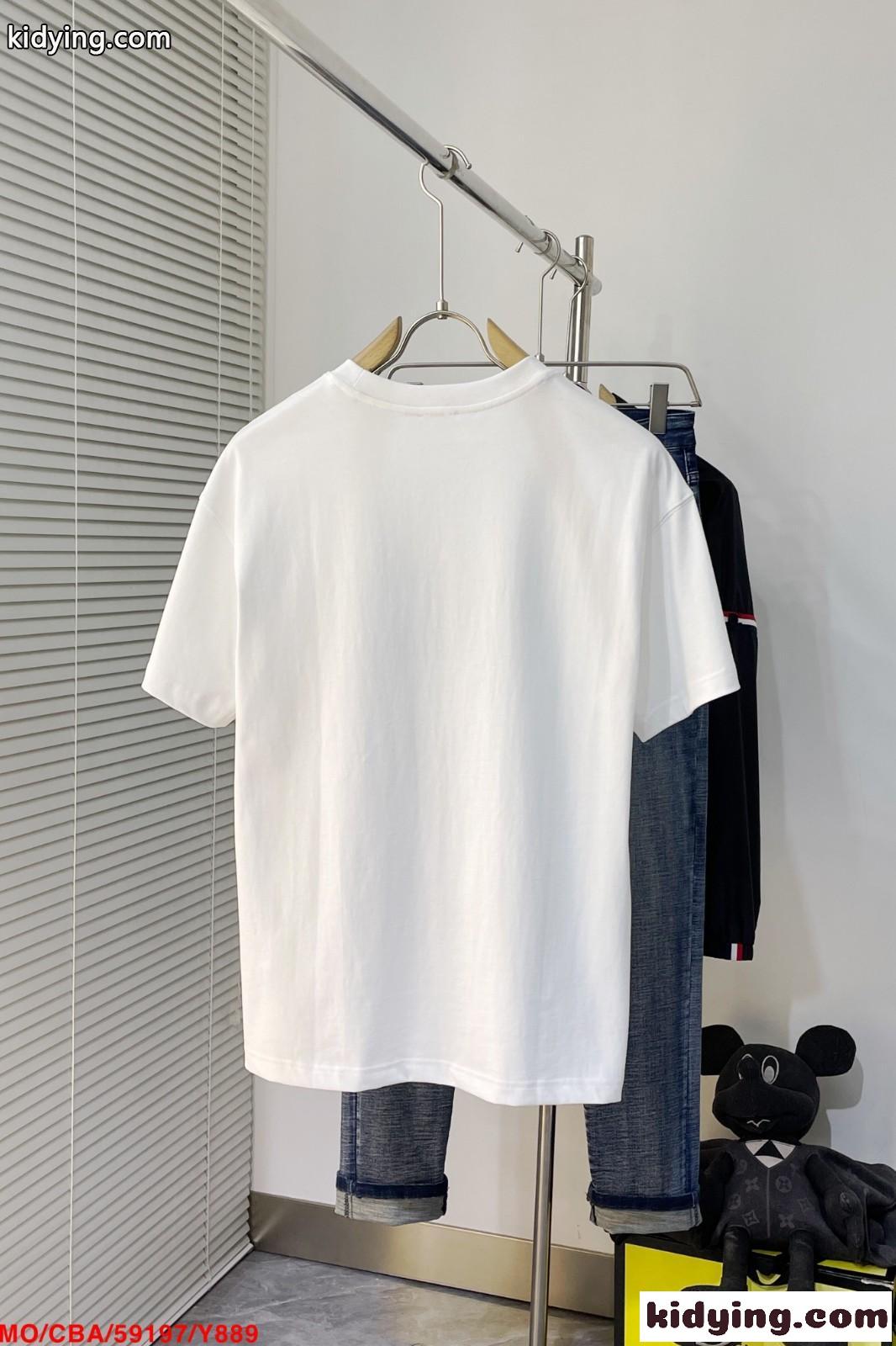 着心地抜群 クルーネック 半袖Tシャツ モンクレール Tシャツ コピー ロゴ入り-2