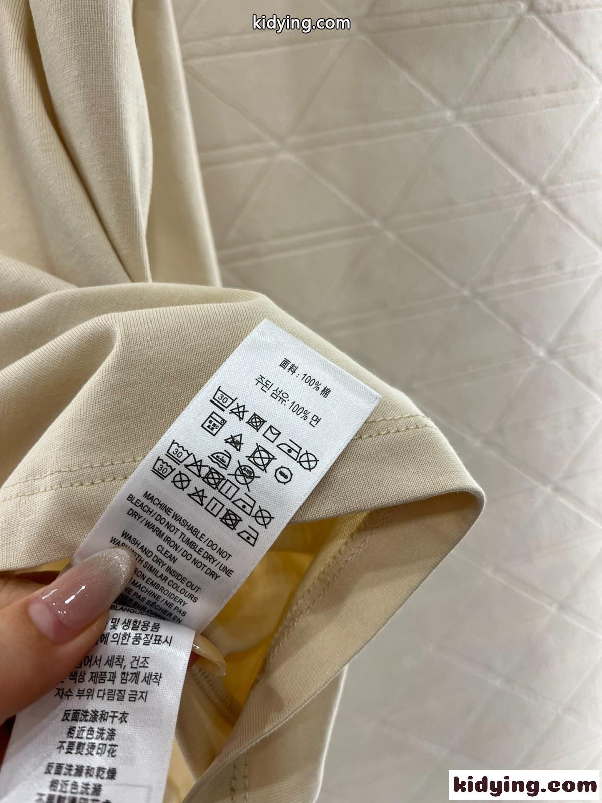 遊び心溢れる プリント コットンTシャツ バーバリー Tシャツ コピー 半袖 トップス-3