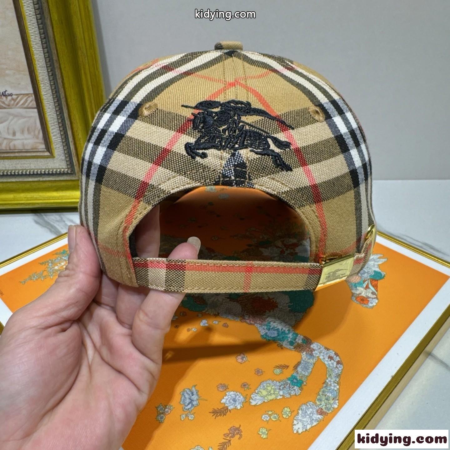 定番 チェック柄 刺繍入り 帽子 バーバリー キャップ 偽物 ユニセックス-2