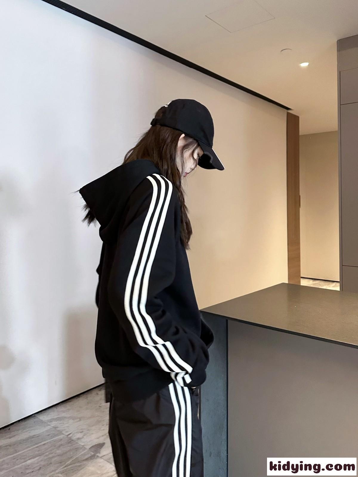 ユニセックス BALENCIAGA ×ADIDAS オーバーサイズ フーディ バレンシアガ パーカー コピー ブラック-4