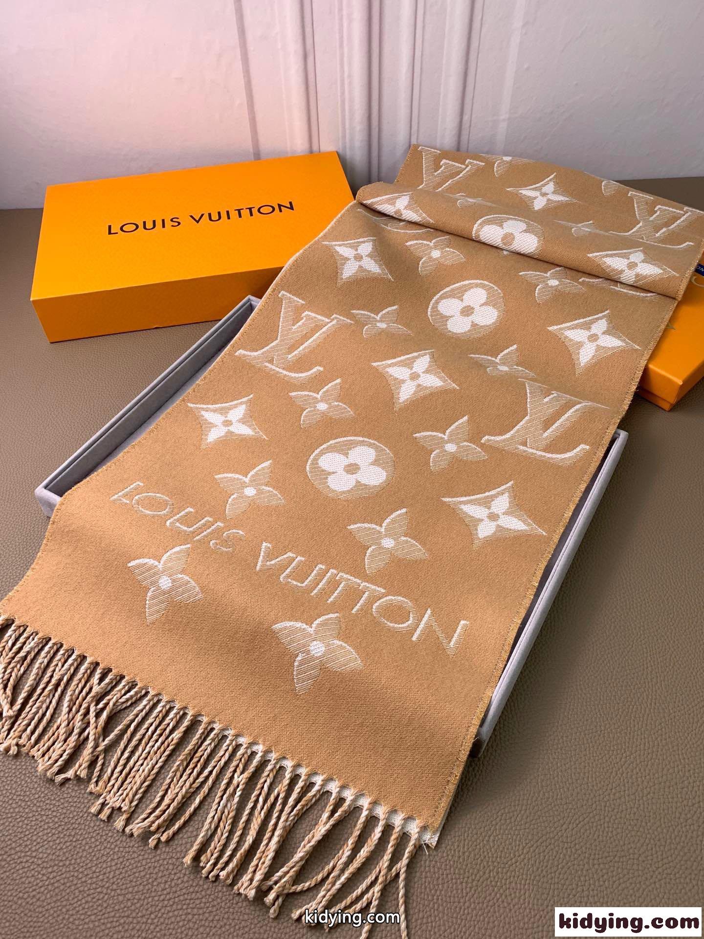 ルイヴィトン スカーフ スーパーコピー LV エセンシャル シャイン マフラー-1