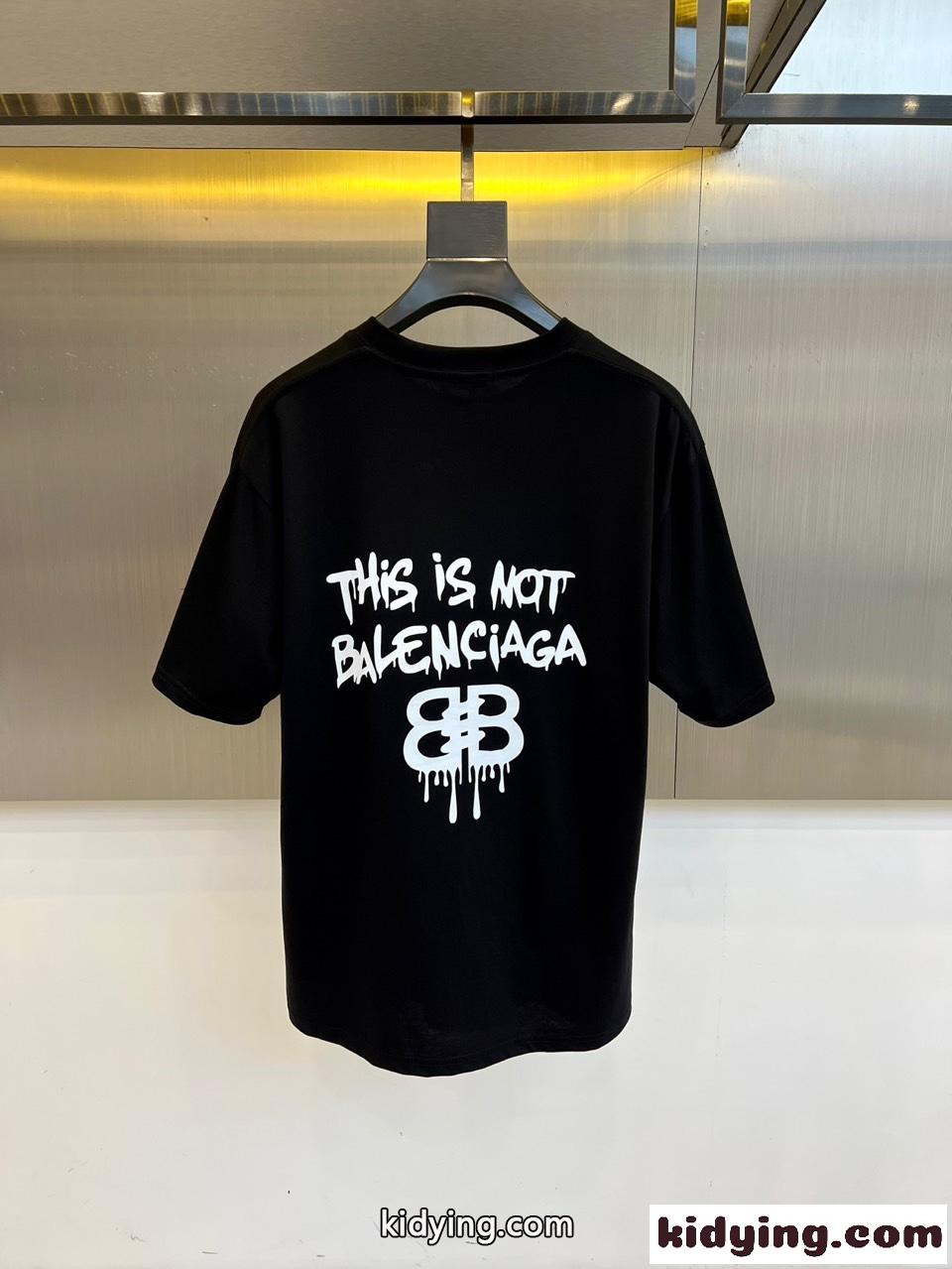 お洒落 バックプリント バレンシアガ Tシャツ 偽物 半袖トップス ブラック-3