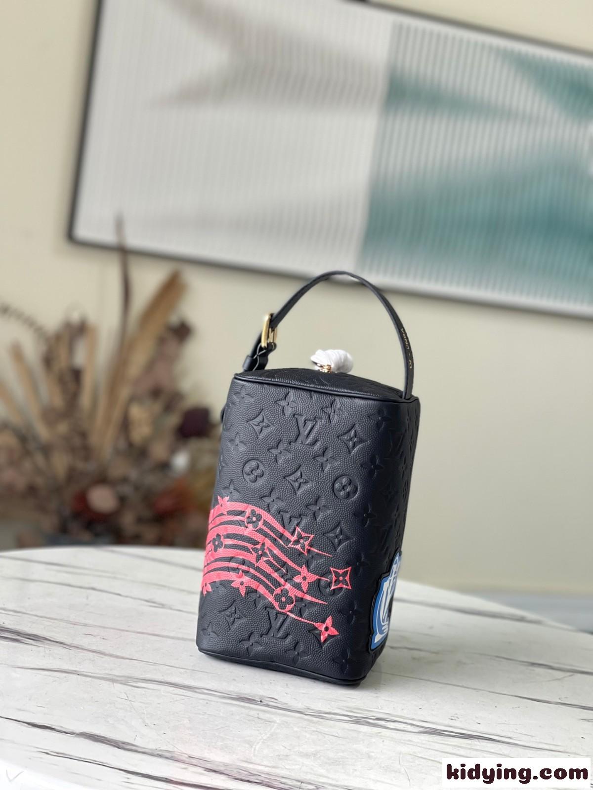 LVXNBA 人気 おしゃれ クロークルームドップキットバッグ ルイ・ヴィトン バッグ コピー M58515-2