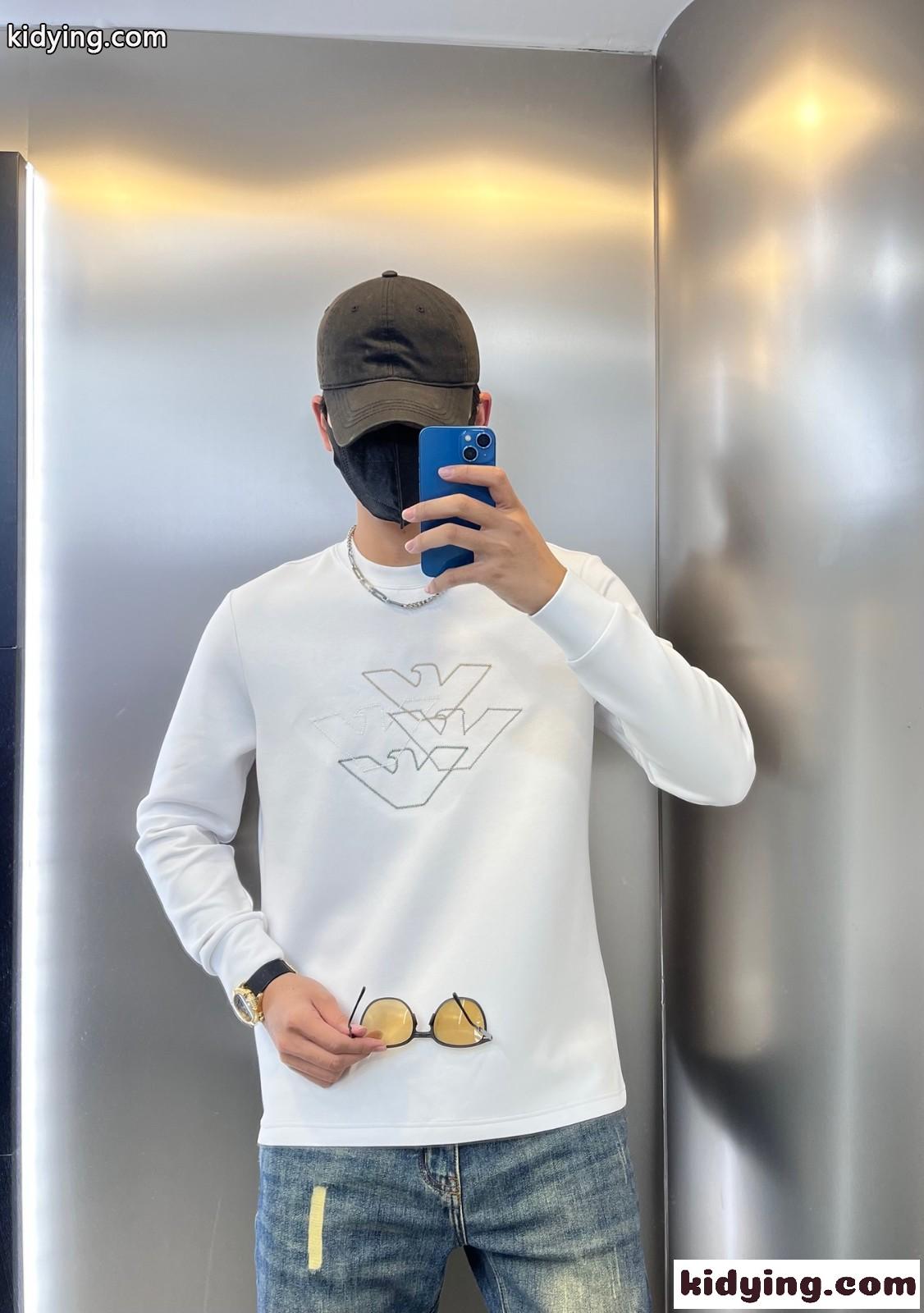 シンプル アルマーニ Tシャツ コピー 合わせやすい クルーネック 長袖Tシャツ-3