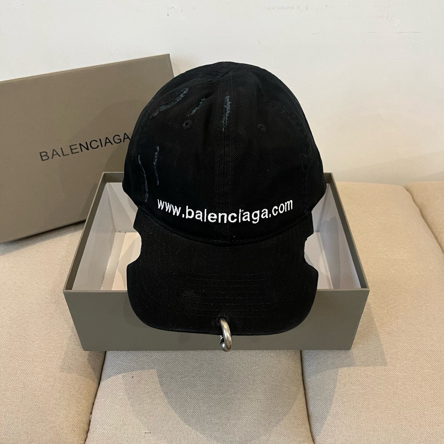 BAL.COM フロントピアス ベースボールキャップ バレンシアガ キャップ コピー ブラック-2