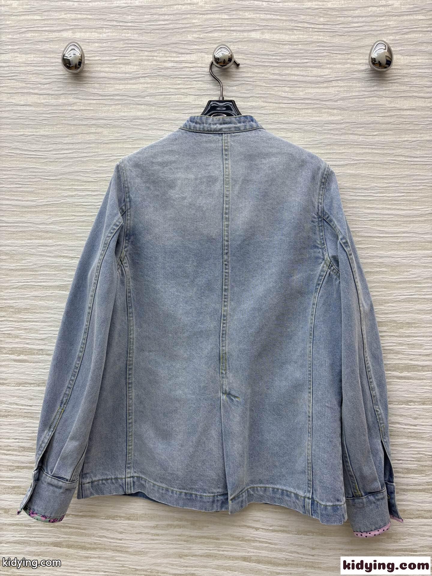 洗練された ノーカラー デニムブルゾン ヴァレンティノ ジャケット 偽物-3