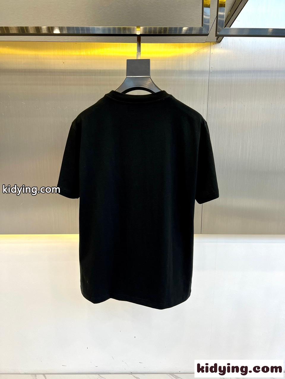 カジュアル ロゴ刺繍 プラダ Tシャツ コピー クルーネック 半袖Tシャツ ブラック-4